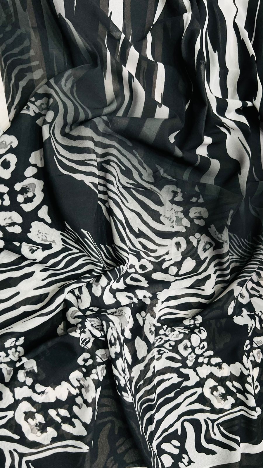 Offer… New heavy chiffon digital print.